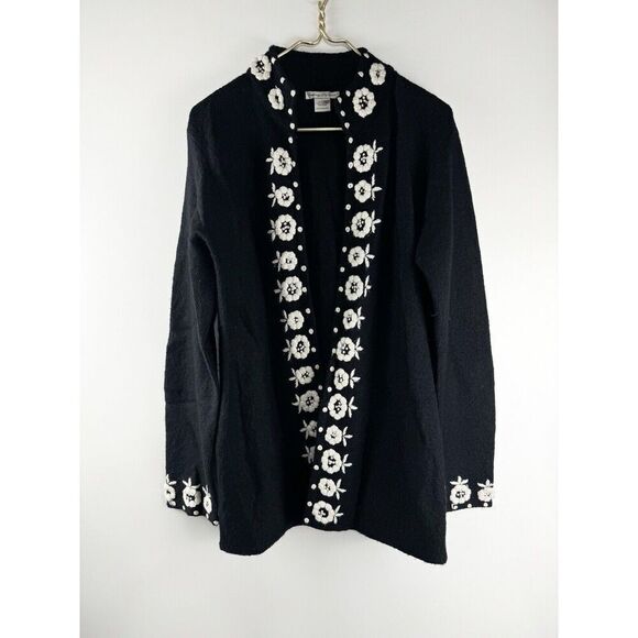 Vtg  Cambridge Dry Goods Black White Embroidery Wool Cardigan Sz L 100% Wool - Picture 1 of 4